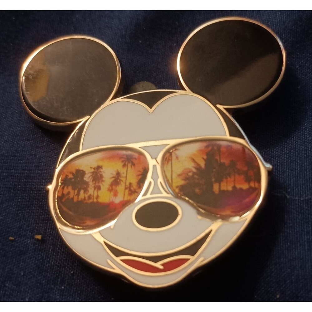 Disney Parks Collection 2014 Mickey Mouse Sunglasses Palm Trees Pin